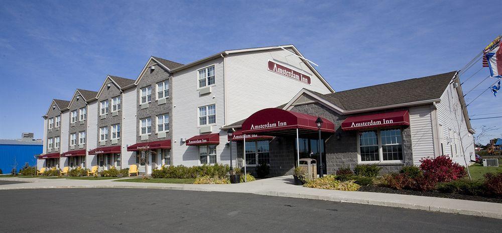 Quality Inn & Suites Amsterdam Фредериктън Екстериор снимка